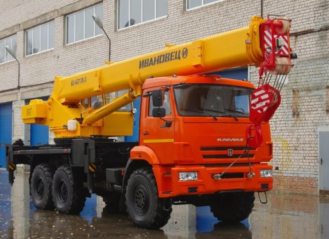 Автокран КАМАЗ 43118