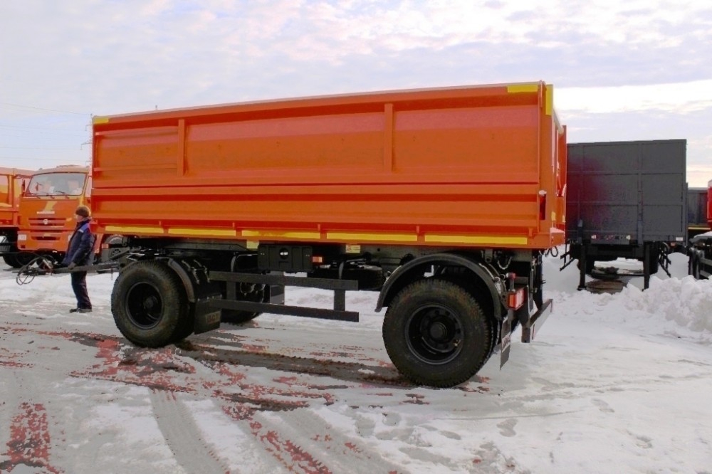 Прицеп самосвальный 8595-20 с гидробортами
