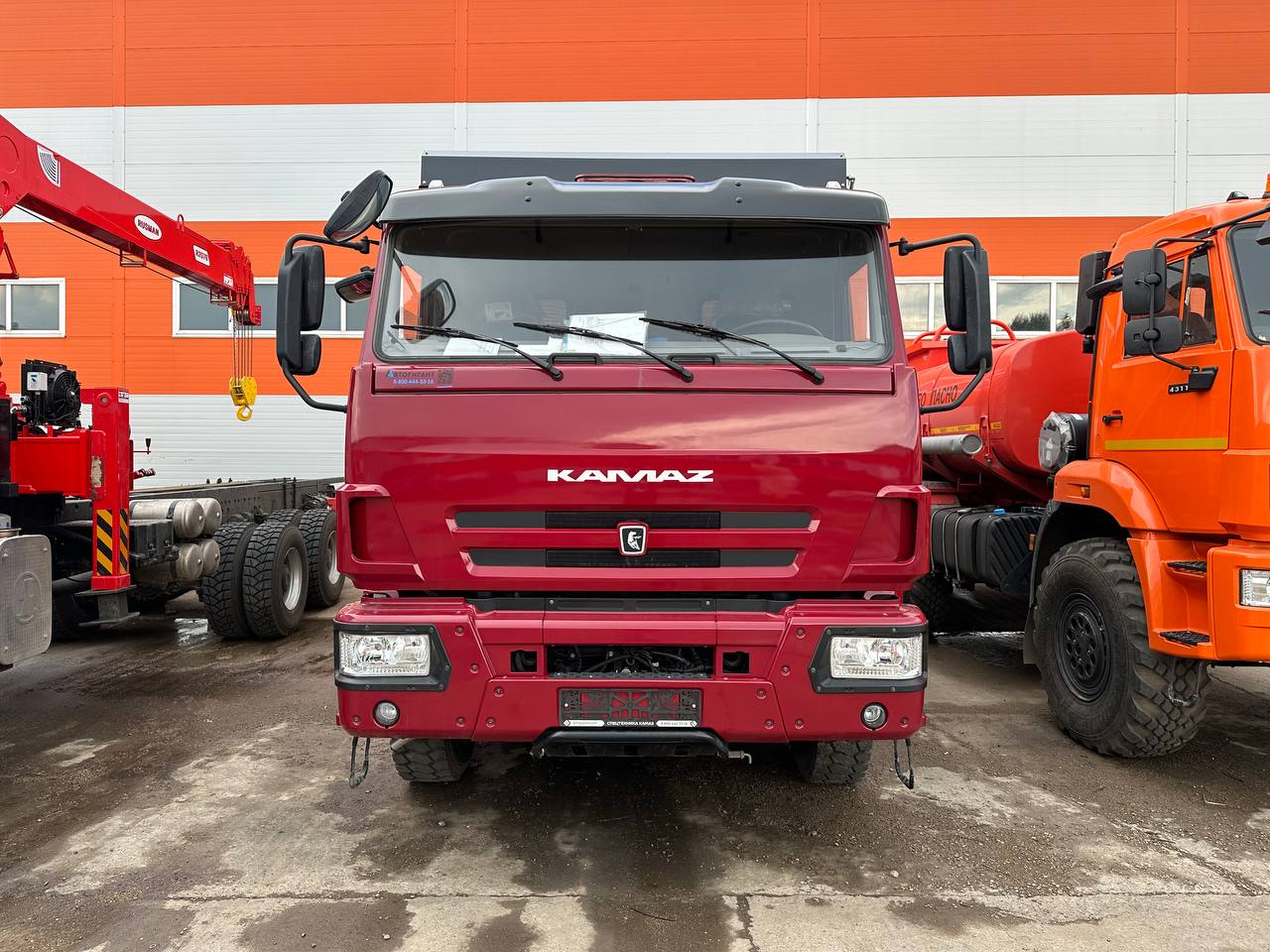 Самосвал КАМАЗ 6520